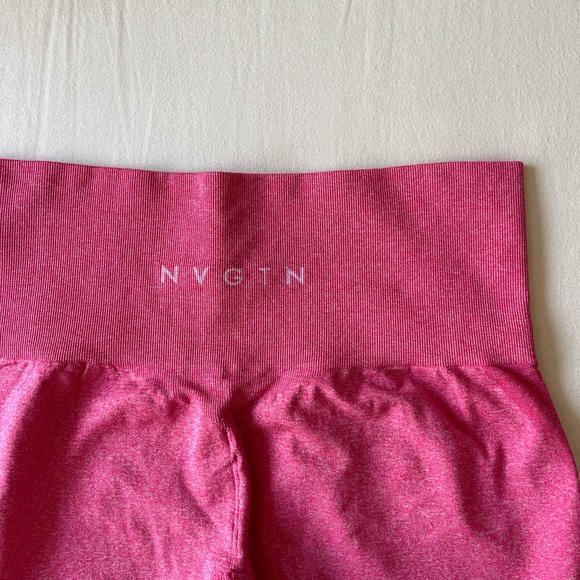 Hot pink NVGTN leggings - Picture 3 of 4